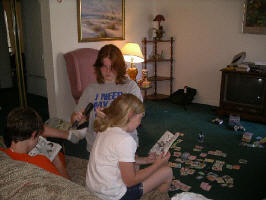 threekidsgulfcoast.JPG (49556 bytes)